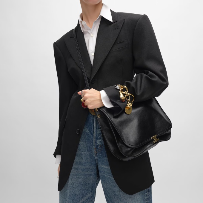 celine soft triomphe besace natural grain leather shoulder bag